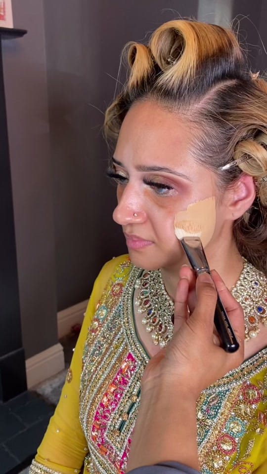 Post 9 by sanaismail_mua on TikTok (video)