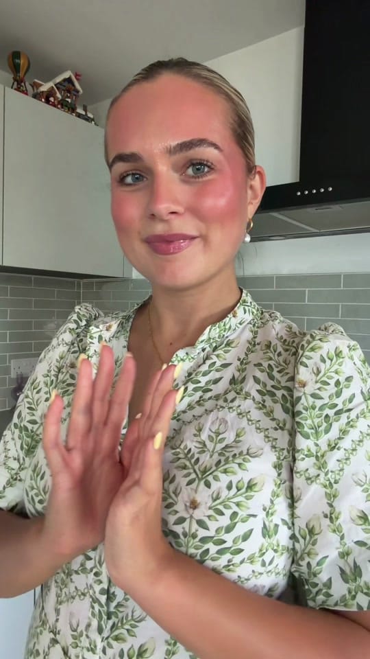 Post 3 by Annabelle Brockwell on TikTok (video)