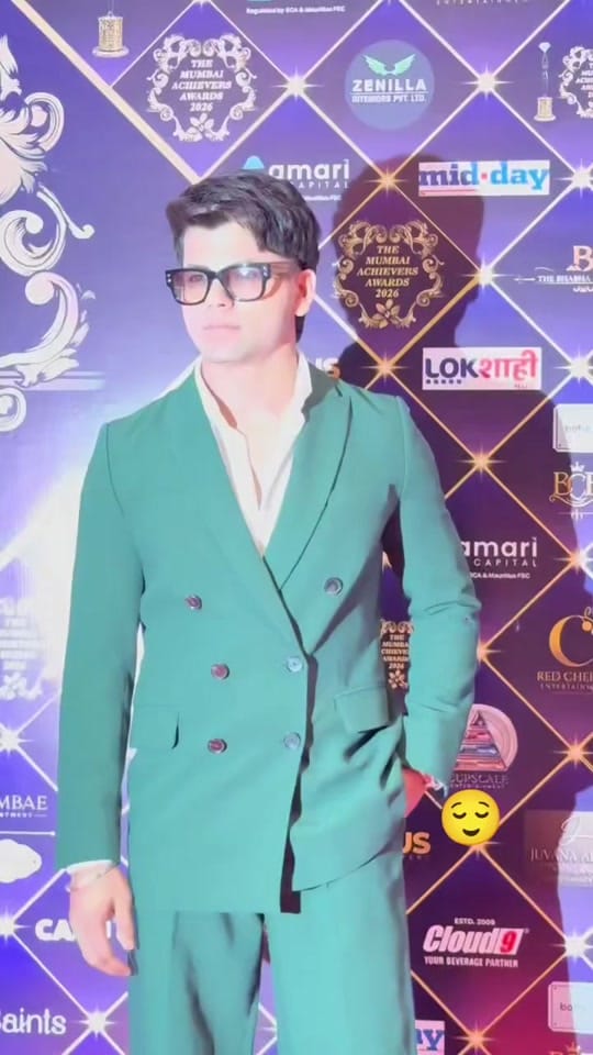 Post 4 by Siddharth Nigam on TikTok (video)
