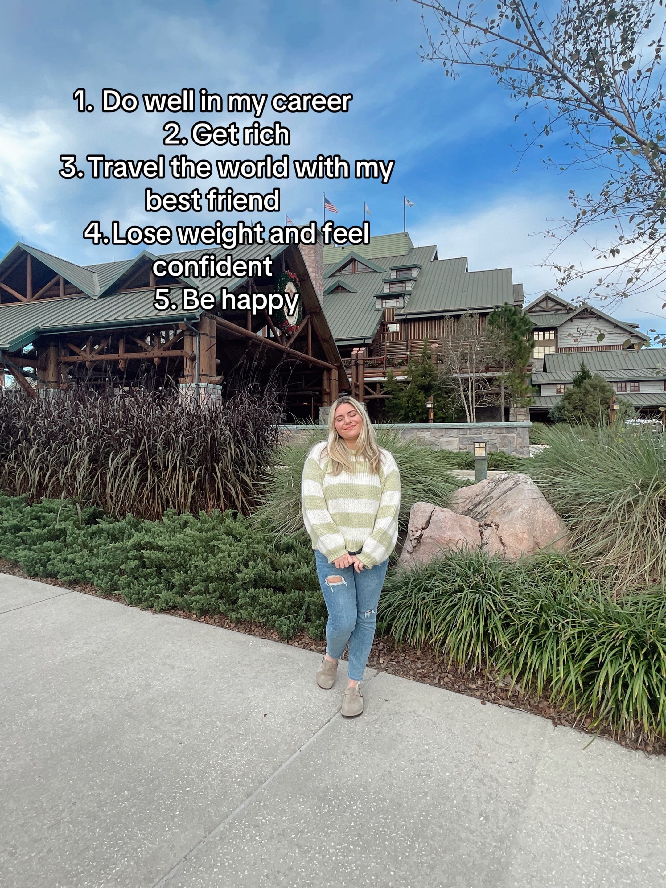 Post 6 by Carlie Cumpton on TikTok (video)