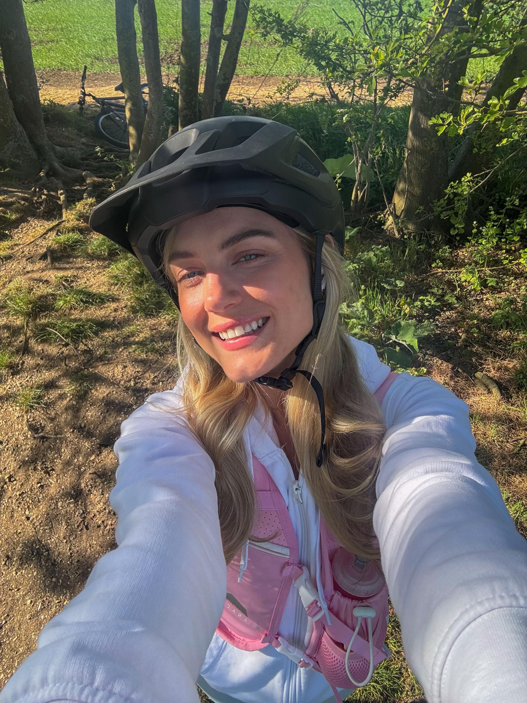 Post 7 by Annabel Flinders on TikTok (video)
