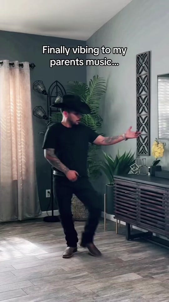 Post 5 by Rover on TikTok (video)