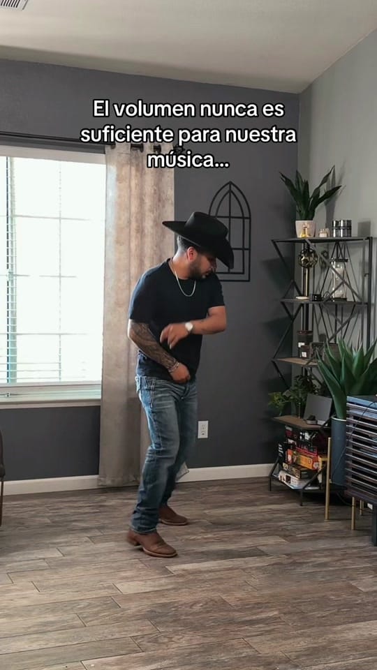Post 2 by Rover on TikTok (video)