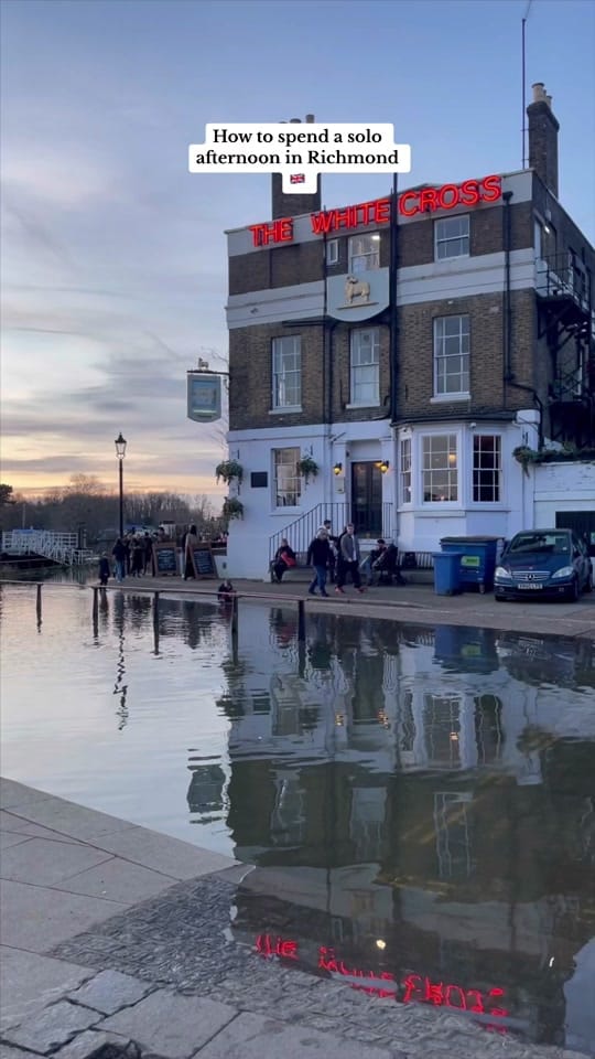 Post 10 by Iviè Milan | London + Travel on TikTok (video)