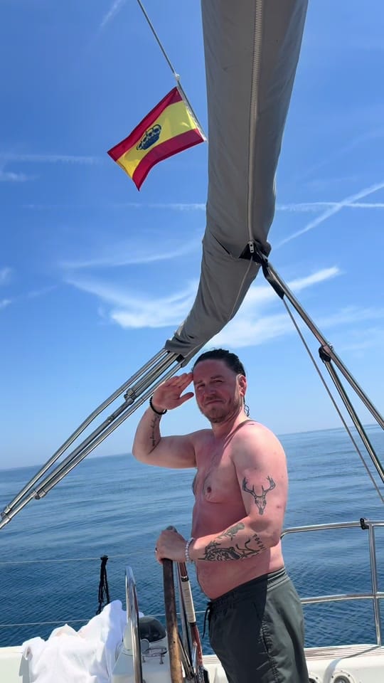 Post 6 by Lois in the North on TikTok (video)