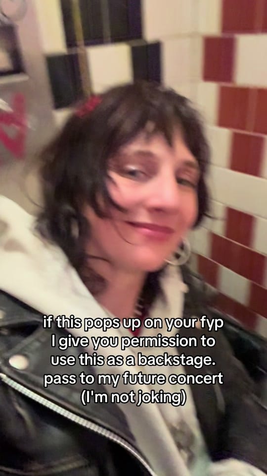 Post 9 by Dolly Creamer on TikTok (video)
