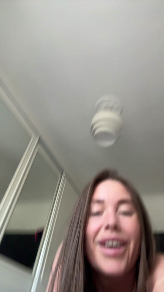 Post 3 by nikfoxx on TikTok (video)