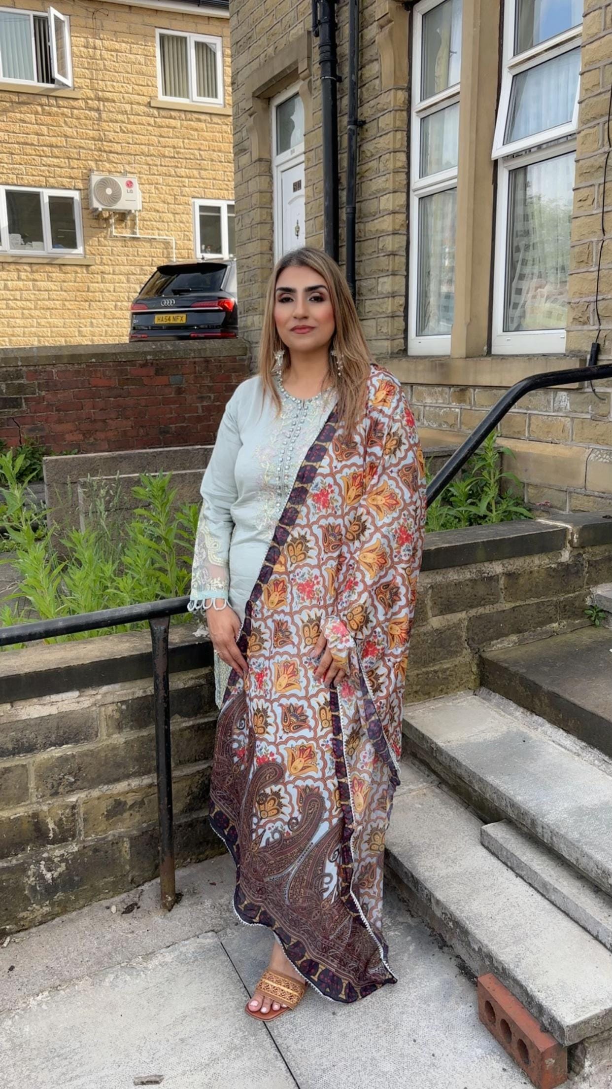 Post 2 by Makeupbyzs on TikTok (video)
