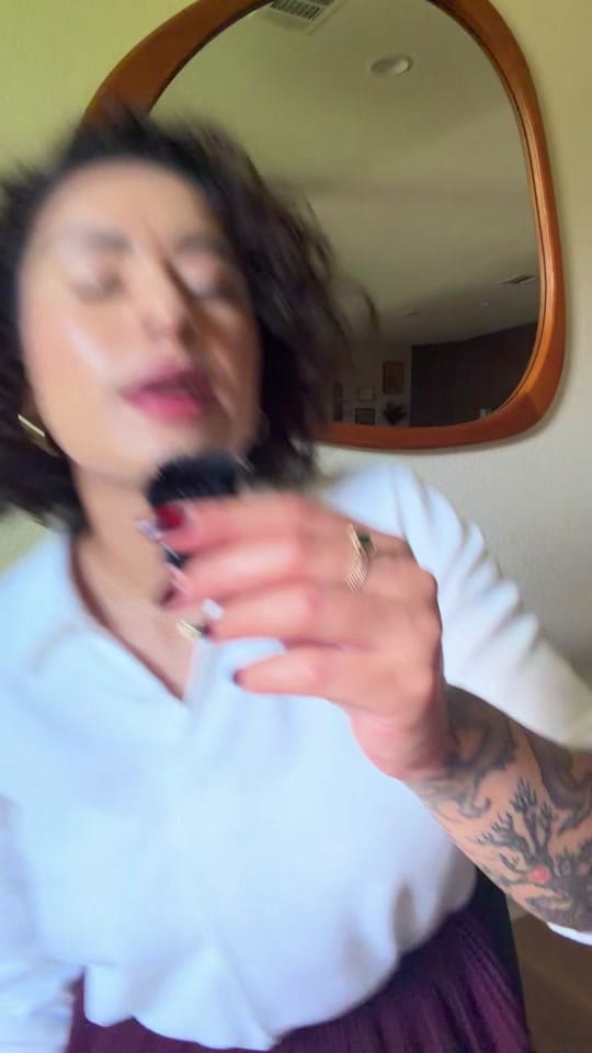Post 4 by Chelsea Bellini on TikTok (video)