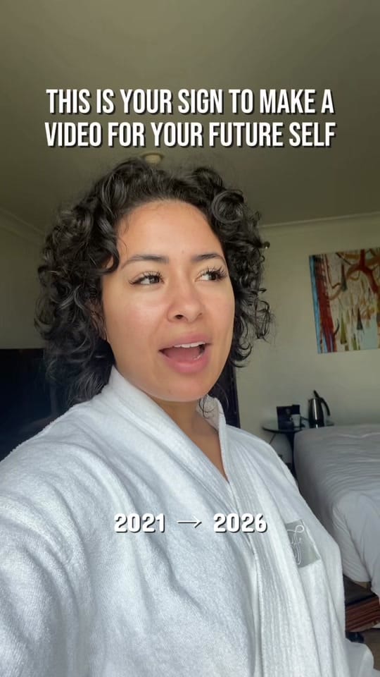 Post 7 by Chelsea Bellini on TikTok (video)