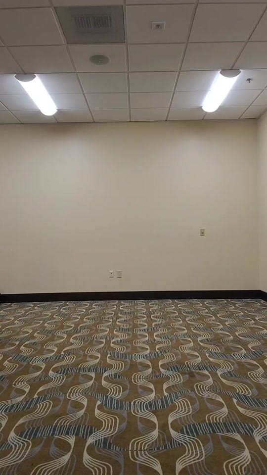 Post 9 by Effie Somrova on TikTok (video)