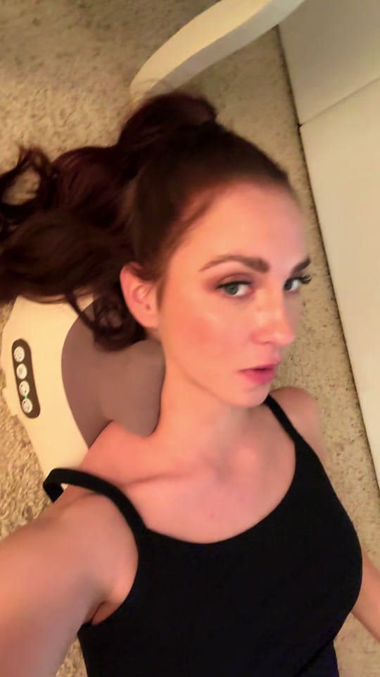 Post 7 by Effie Somrova on TikTok (video)