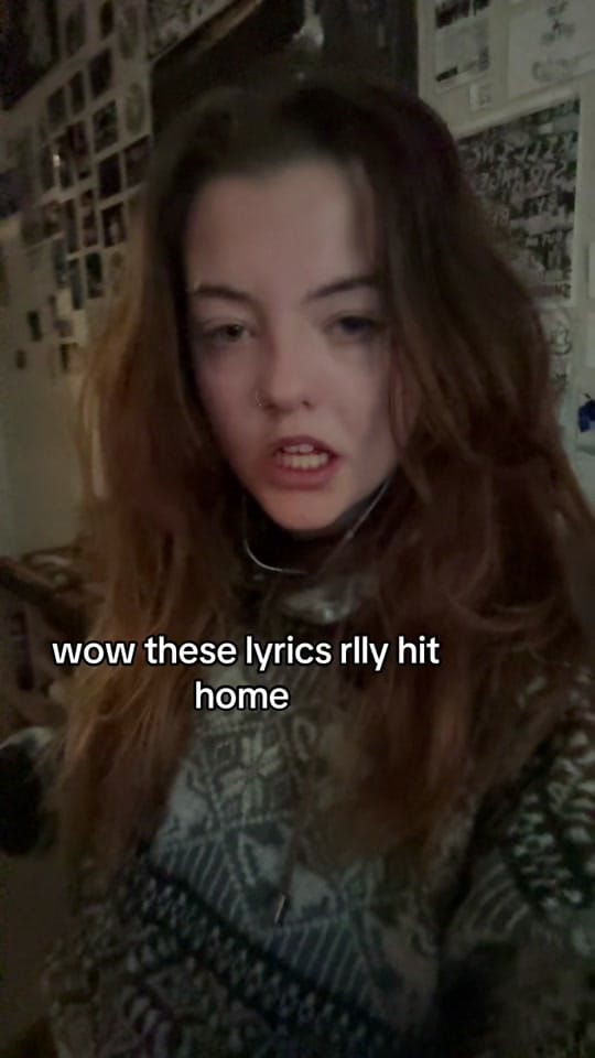 Post 6 by BeelTown on TikTok (video)