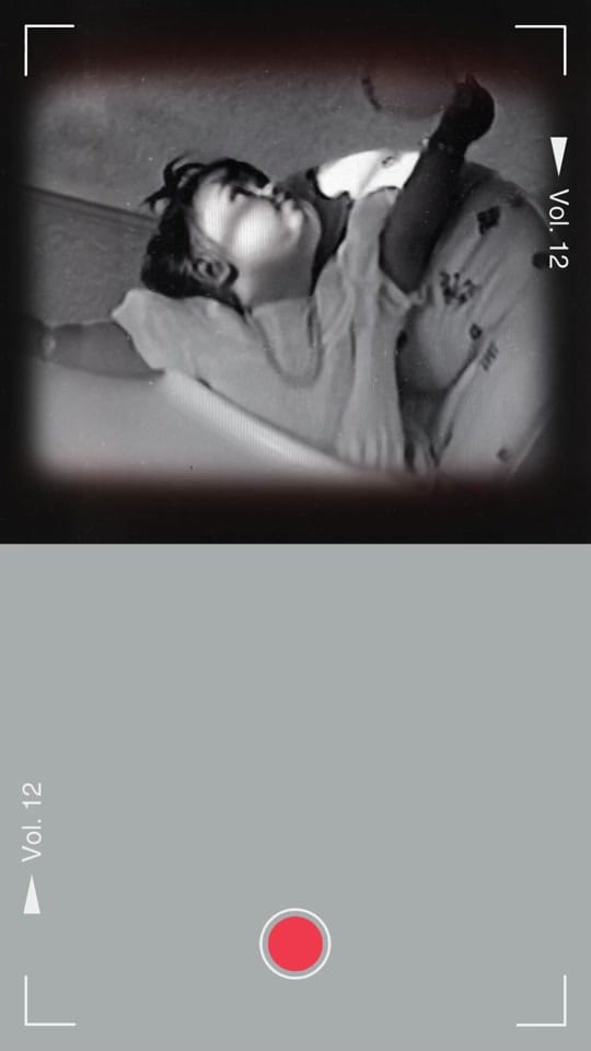 Post 1 by Scarlett Lee Official on TikTok (video)