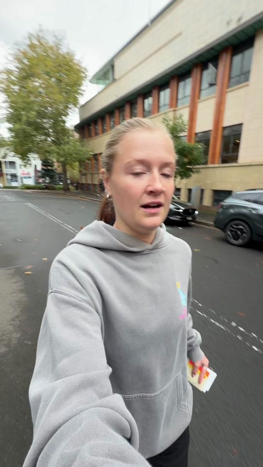 Post 6 by Neve Wright on TikTok (video)
