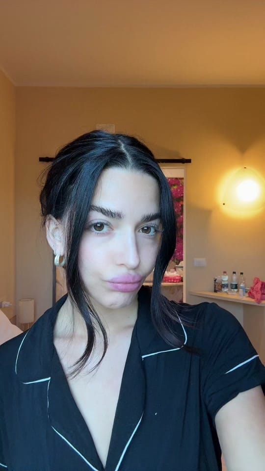 Post 4 by Emma Bianchi on TikTok (video)