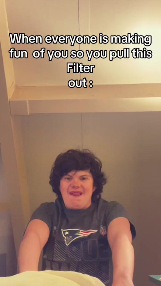 Post 6 by Eduard Schäfer on TikTok (video)