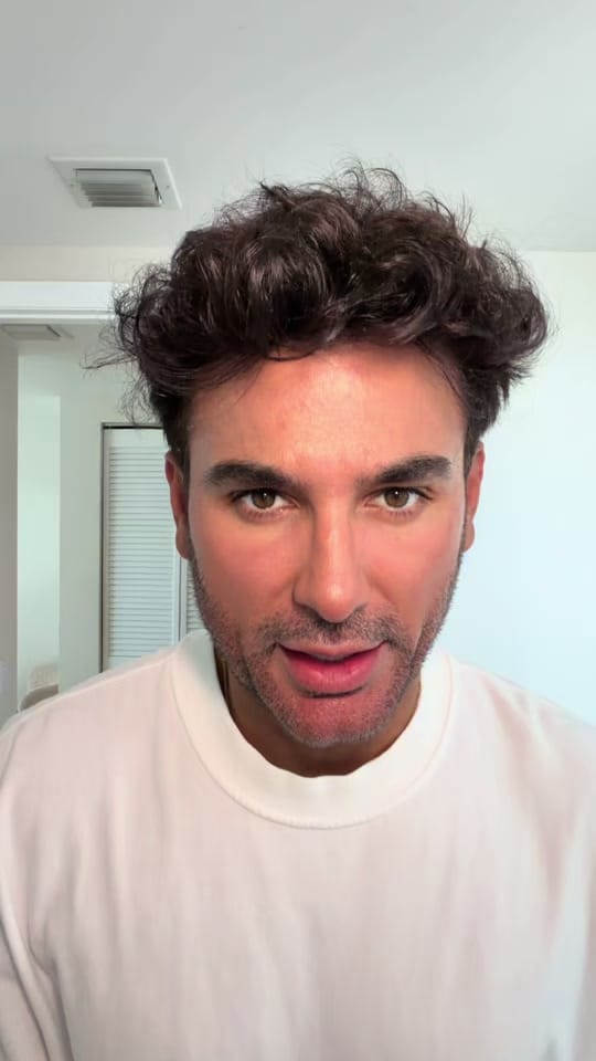 Post 5 by Mauricio Mejía on TikTok (video)