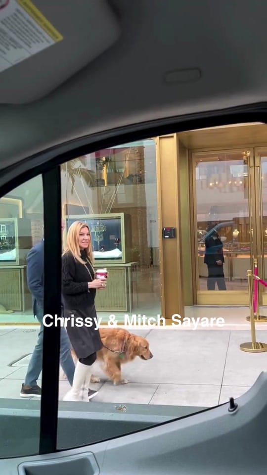 Post 7 by Hollywood Bus Tours on TikTok (video)
