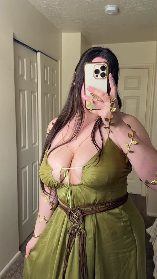 Post 7 by Kenna🤍 on TikTok (video)