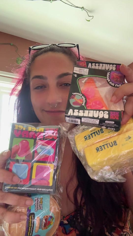 Post 2 by Chels_eats ✨ on TikTok (video)