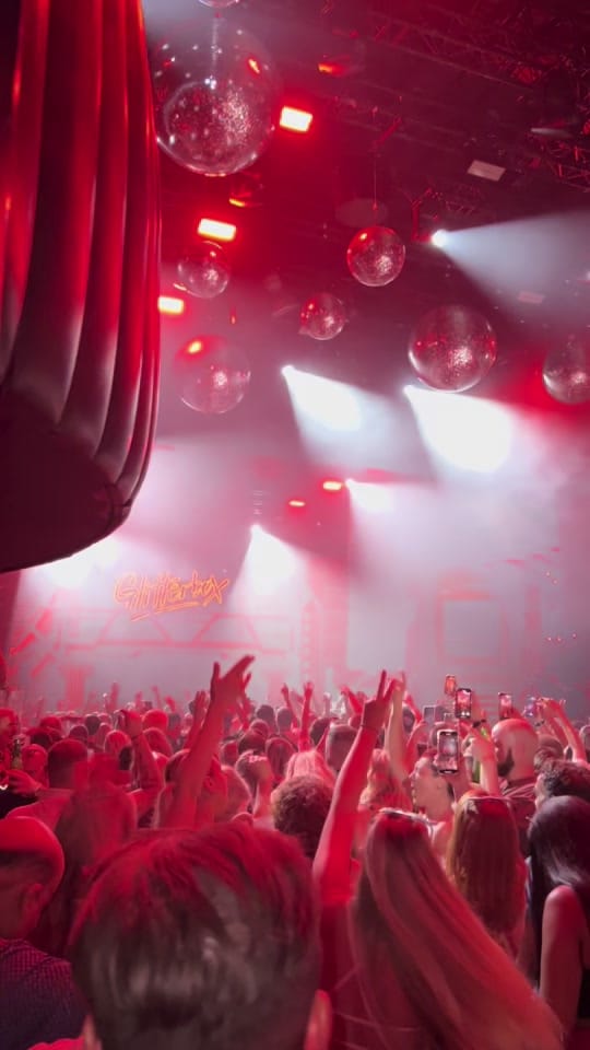 Post 2 by Lyla Munro on TikTok (video)