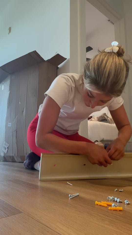 Post 4 by SLOANE ROSEN on TikTok (video)