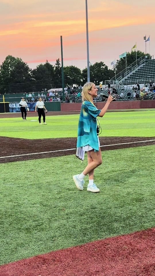 Post 3 by SLOANE ROSEN on TikTok (video)