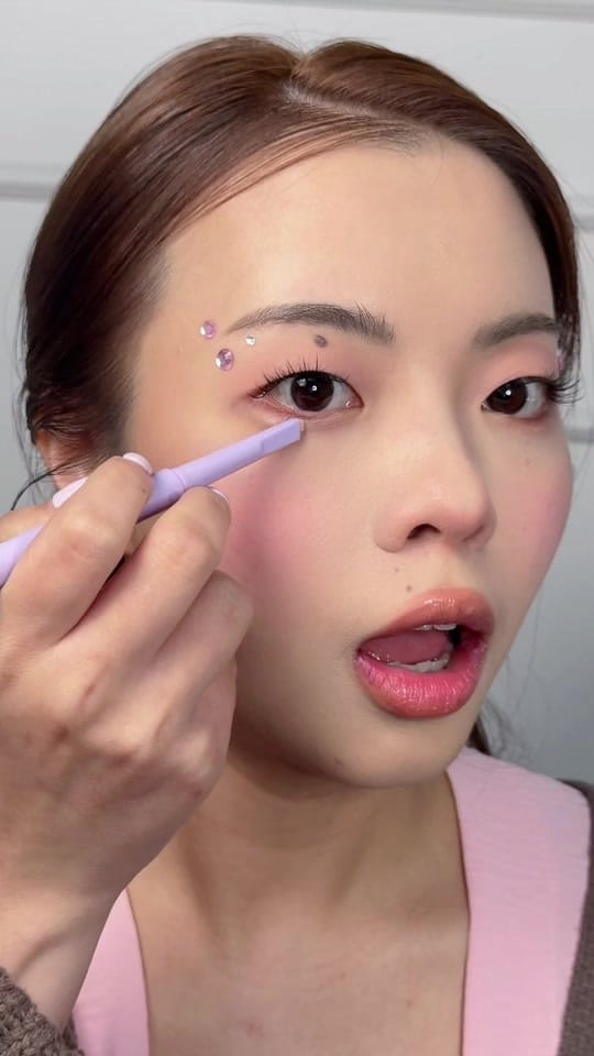 Post 8 by Char Cosmetics on TikTok (video)