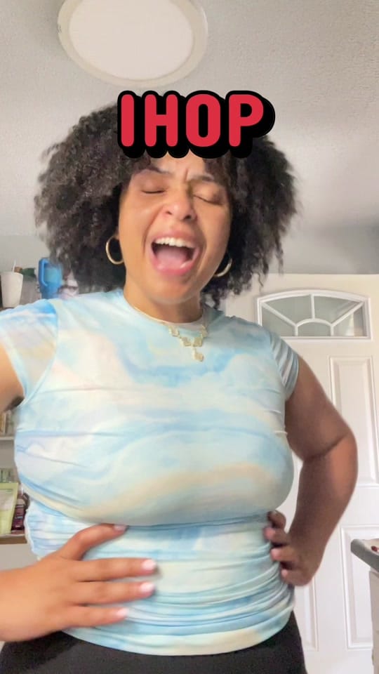 Post 1 by Sarah Emerson on TikTok (video)