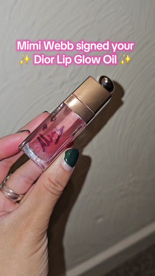 Post 2 by Valerie Humphrey | Daily Life on TikTok (video)