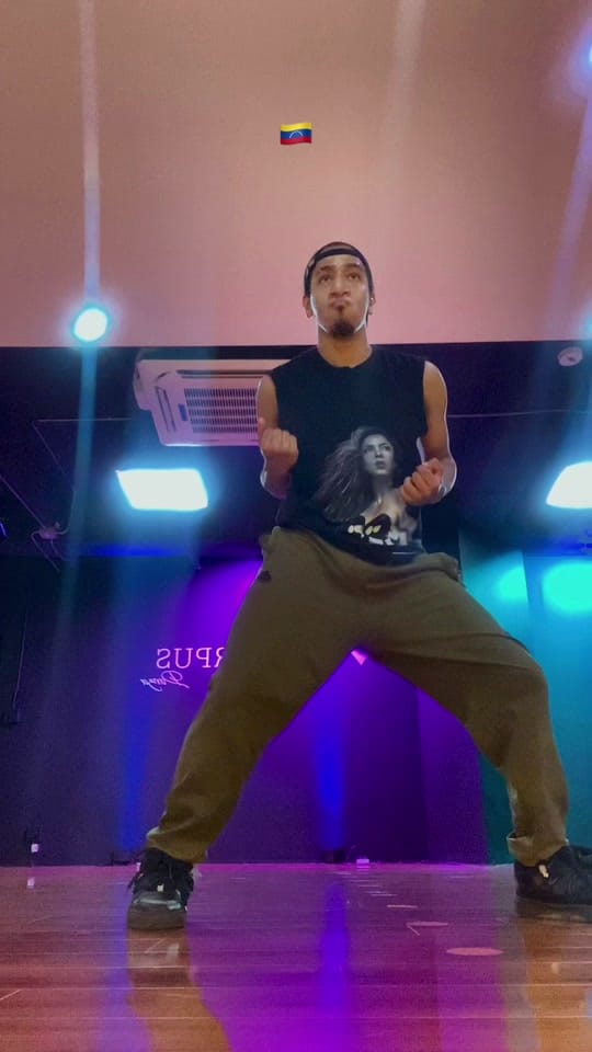 Post 6 by FARÍA 🦂 on TikTok (video)