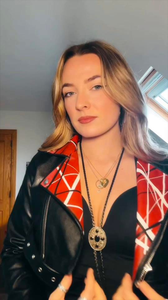 Post 2 by Tasha Doone on TikTok (video)