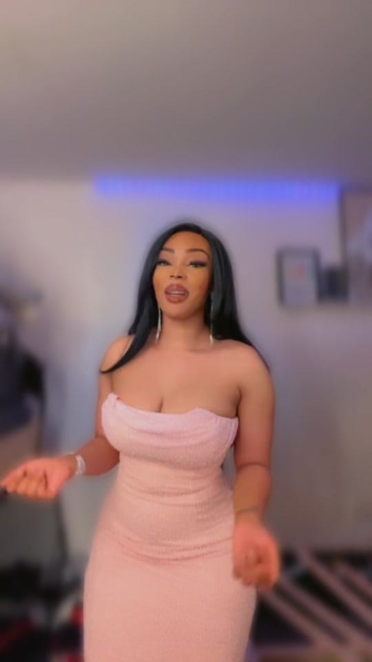 Post 8 by Elle Sappelle Christelle on TikTok (video)