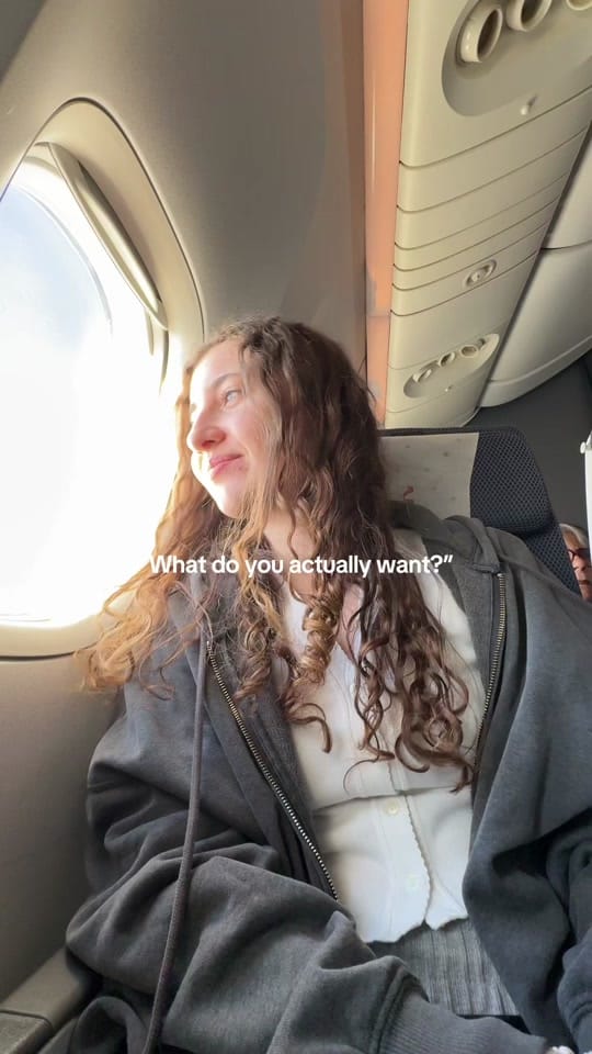 Post 4 by Chloe Bloom | Travel & UGC 🤍 on TikTok (video)