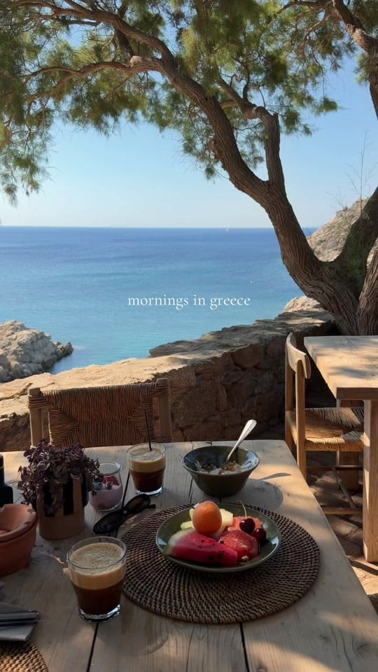 Post 2 by Ana Martinez on TikTok (video)