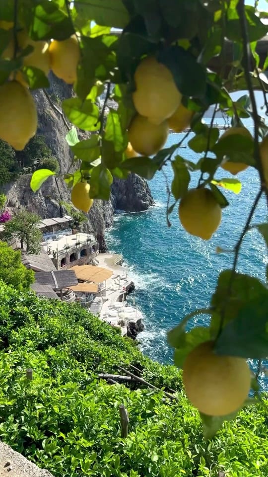 Post 2 by DestinationswithB on TikTok (video)