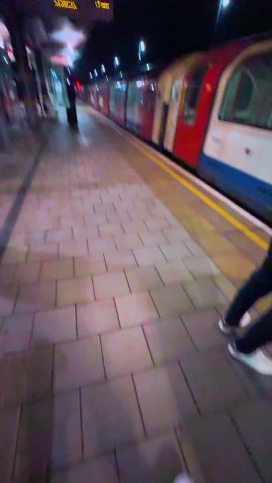 Post 2 by London vlog on TikTok (video)