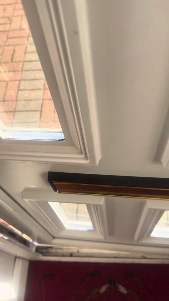 Post 3 by London vlog on TikTok (video)