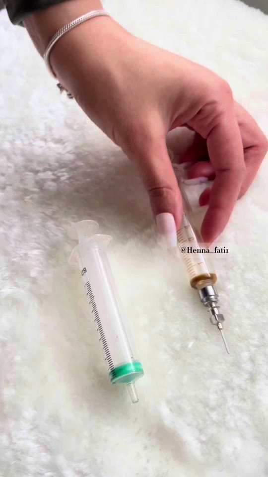 Post 5 by secret henna on TikTok (video)