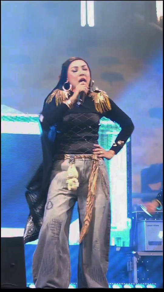 Post 3 by irenecatalina on TikTok (video)
