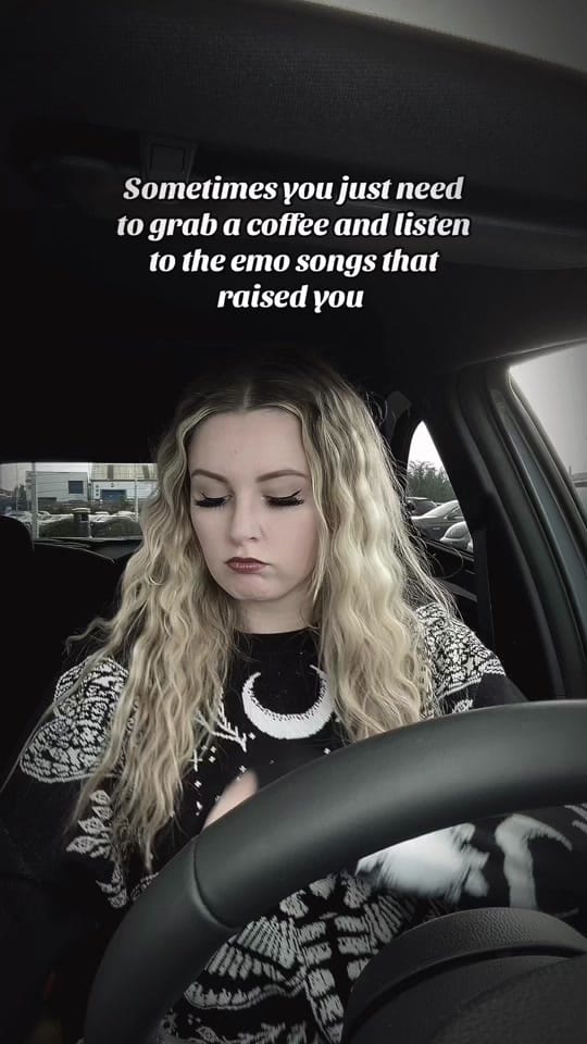 Post 9 by 𝔪𝔬𝔩𝔩𝔦𝔢 🦇 on TikTok (video)