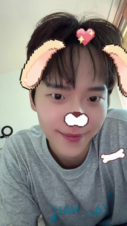 Post 2 by 이런던 London Lee on TikTok (video)