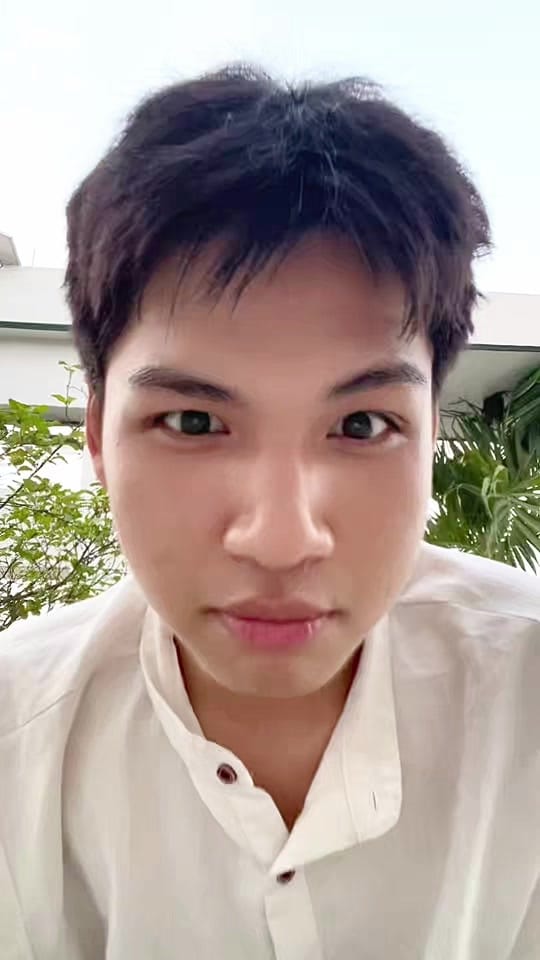 Post 2 by Chaecado on TikTok (video)