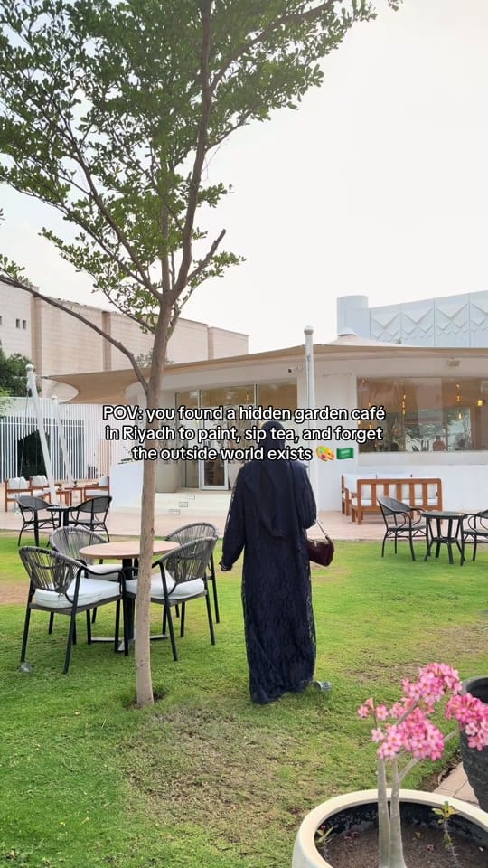 Post 5 by Miss Bee 🐝 on TikTok (video)