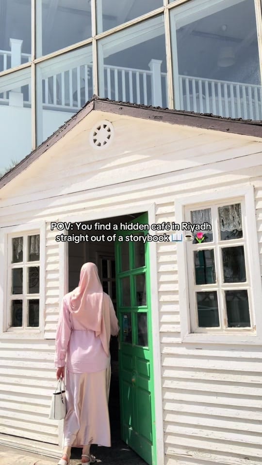 Post 6 by Miss Bee 🐝 on TikTok (video)