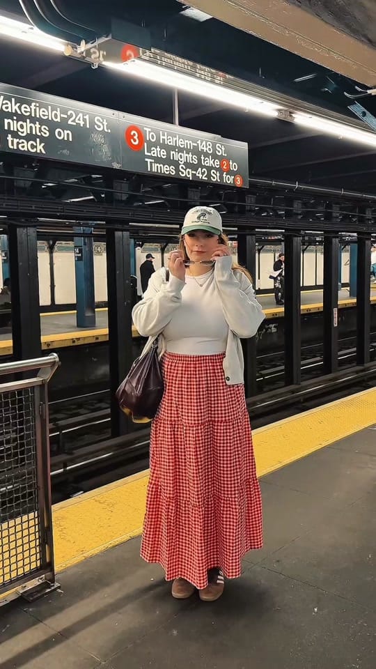 Post 4 by Amy Jane ✈️🌍 on TikTok (video)