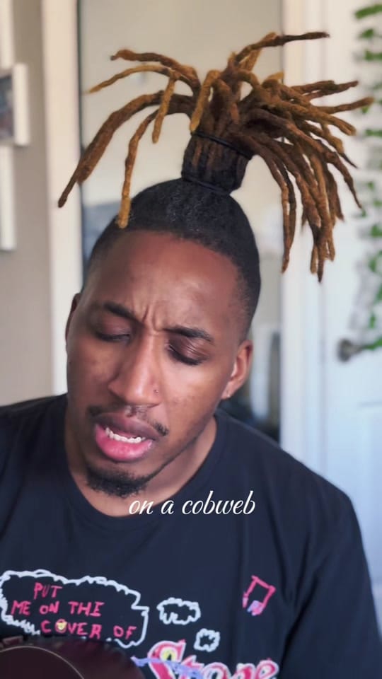Post 10 by RENZO on TikTok (video)