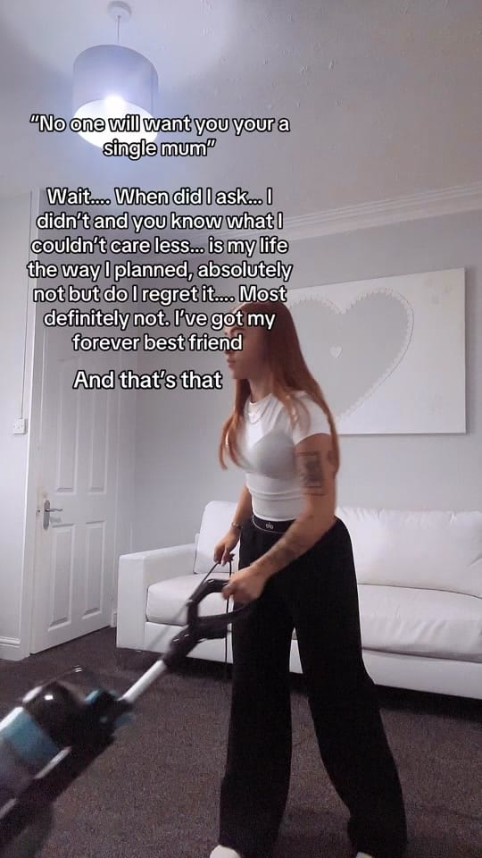 Post 1 by Chelsea-leigh Smith on TikTok (video)