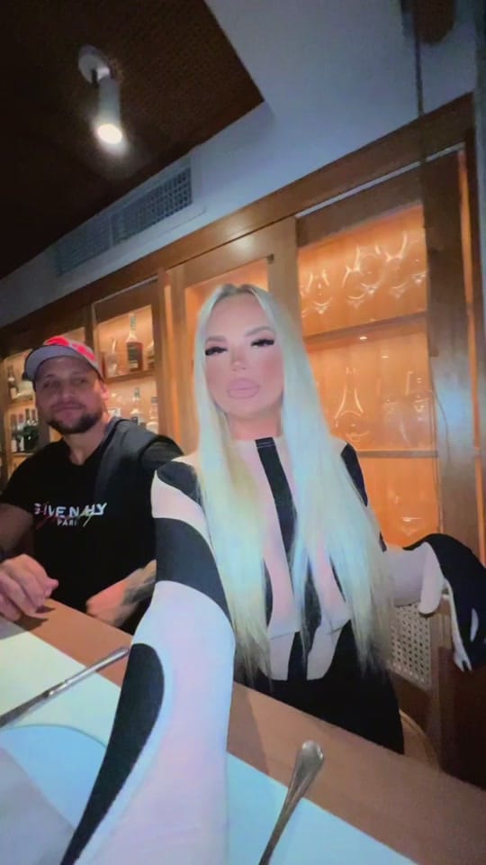 Post 8 by CHELSEA WILLEMS on TikTok (video)